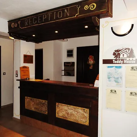 Teddy House Hotel 3*