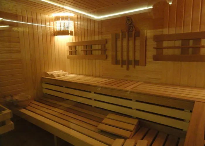 Отель Teddy House